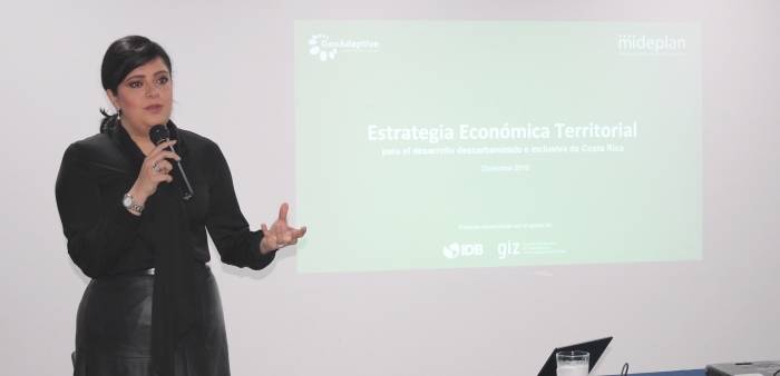 Exposición Ministra Garrido